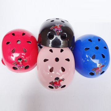A3梅花头盔(包后脑设计) A3溜冰鞋/直排轮/旱冰鞋/儿童