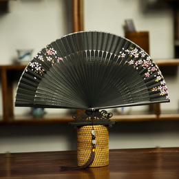 夏季6寸真丝扇子中国风折扇手绘工艺扇古风竹扇日用扇女士折叠扇