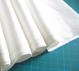 扎染全棉布 梭织布 精梳棉 宽度是 1.5米