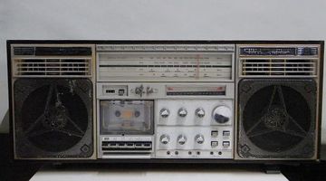珠江脾台式收录机六喇叭立体声台式收录机 收音机录音机
