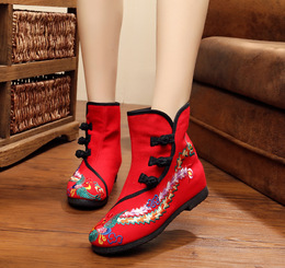 老北京布鞋女鞋绣花短靴民族风单靴红色绣花靴子复古女靴秋季新款