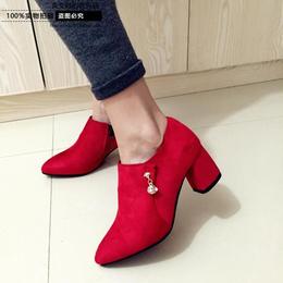 欧美新款大红色舒适粗跟低跟短筒靴绒面尖头短靴单靴裸靴女结婚鞋